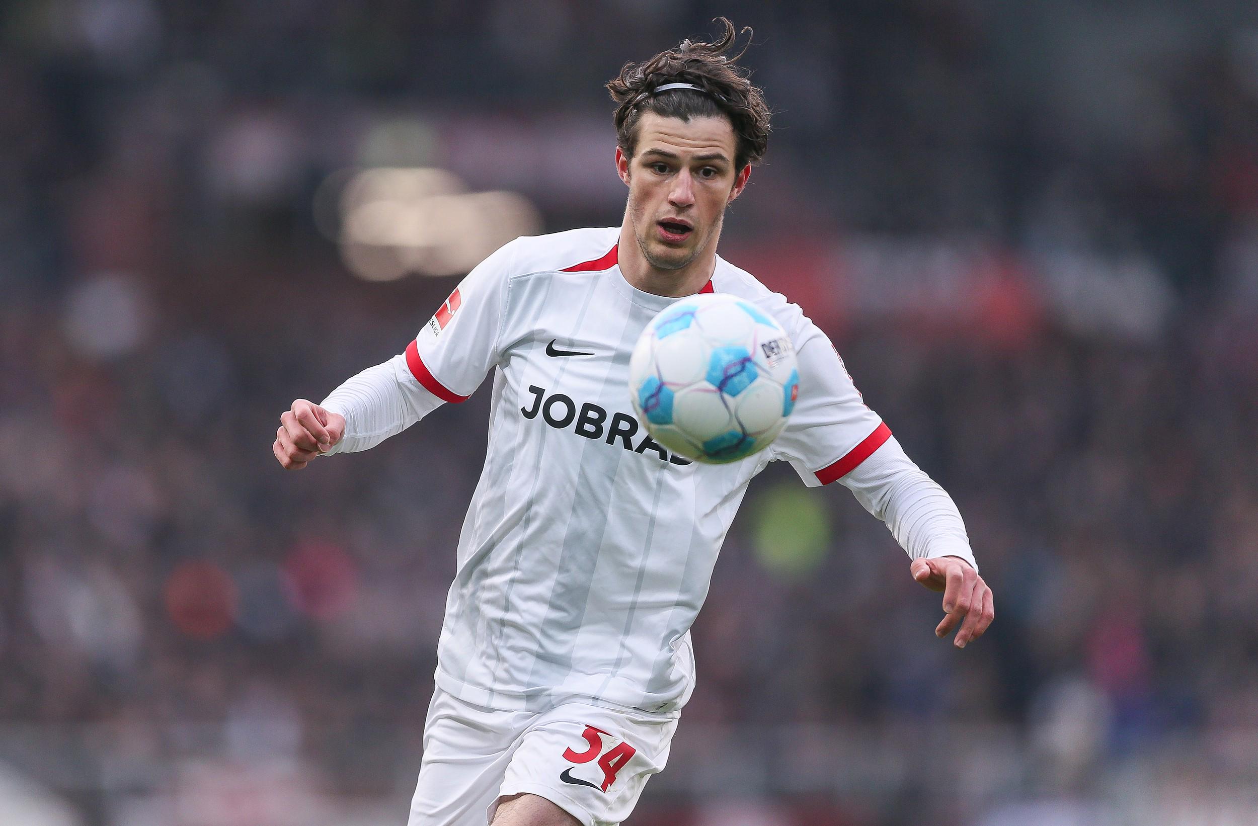 三亿体育体育电竞-弗赖堡俱乐部庆祝俱乐部周年的简单介绍