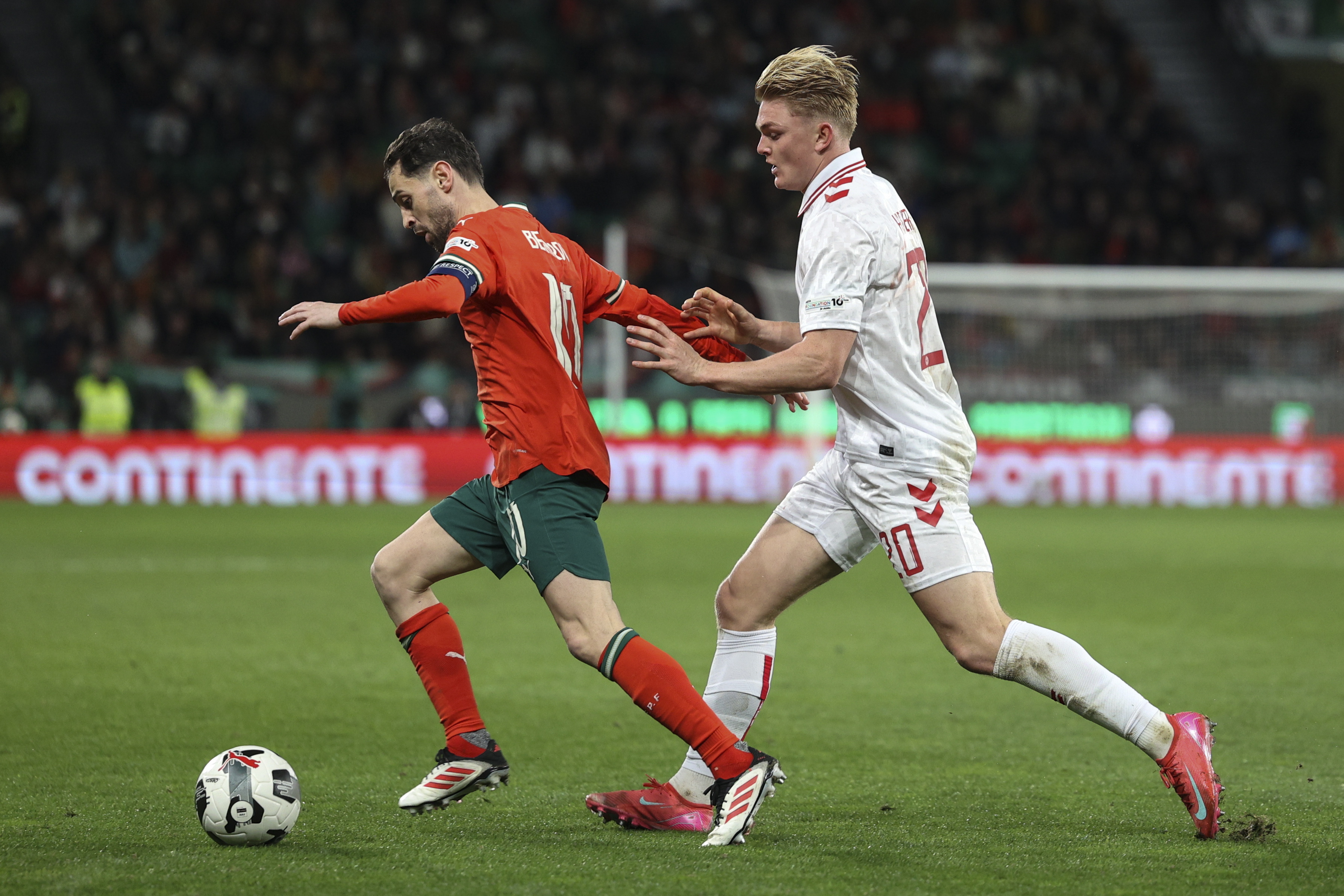 三亿体育体育app下载-欧洲球队备战决赛迎来关键时刻