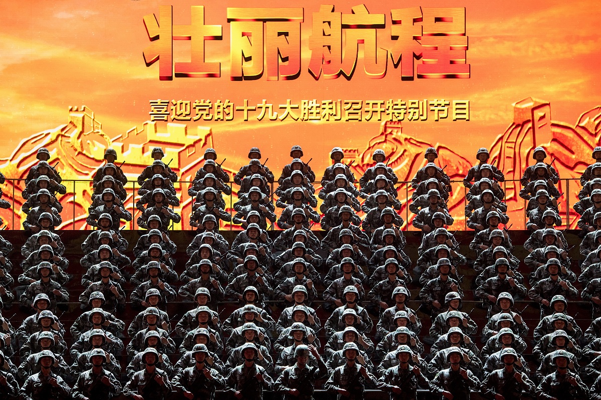 包含超级强队以不屈不挠的拼搏取得胜利，夺冠至尊的词条