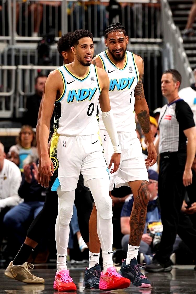 三亿体育体育娱乐-包含步行者憾负马刺，瓦兰丘纳斯表现不俗的词条