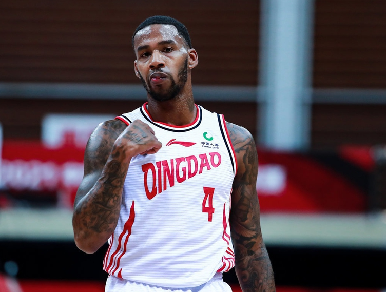 卡迪夫城豪取大胜，战绩斐然积分榜高居的简单介绍