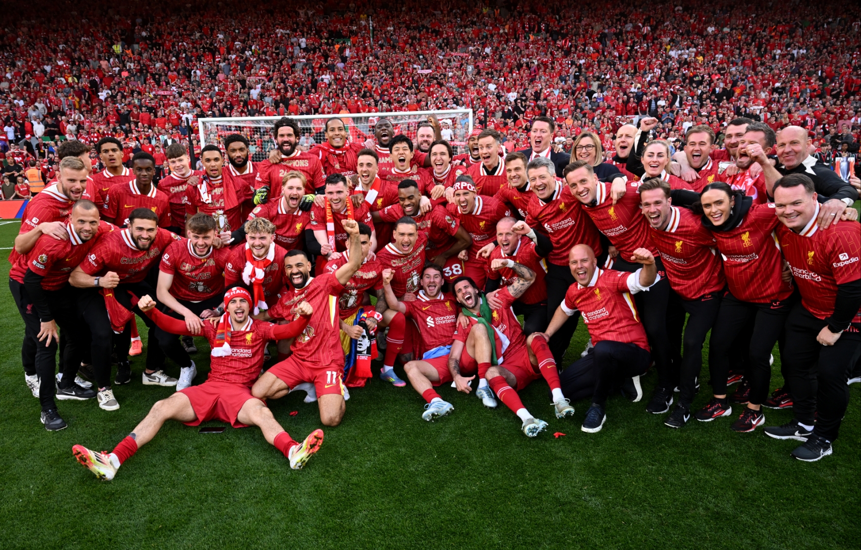 三亿体育体育app下载地址-谁能夺得最后的胜利？欧洲足球巨星再掀角逐的简单介绍