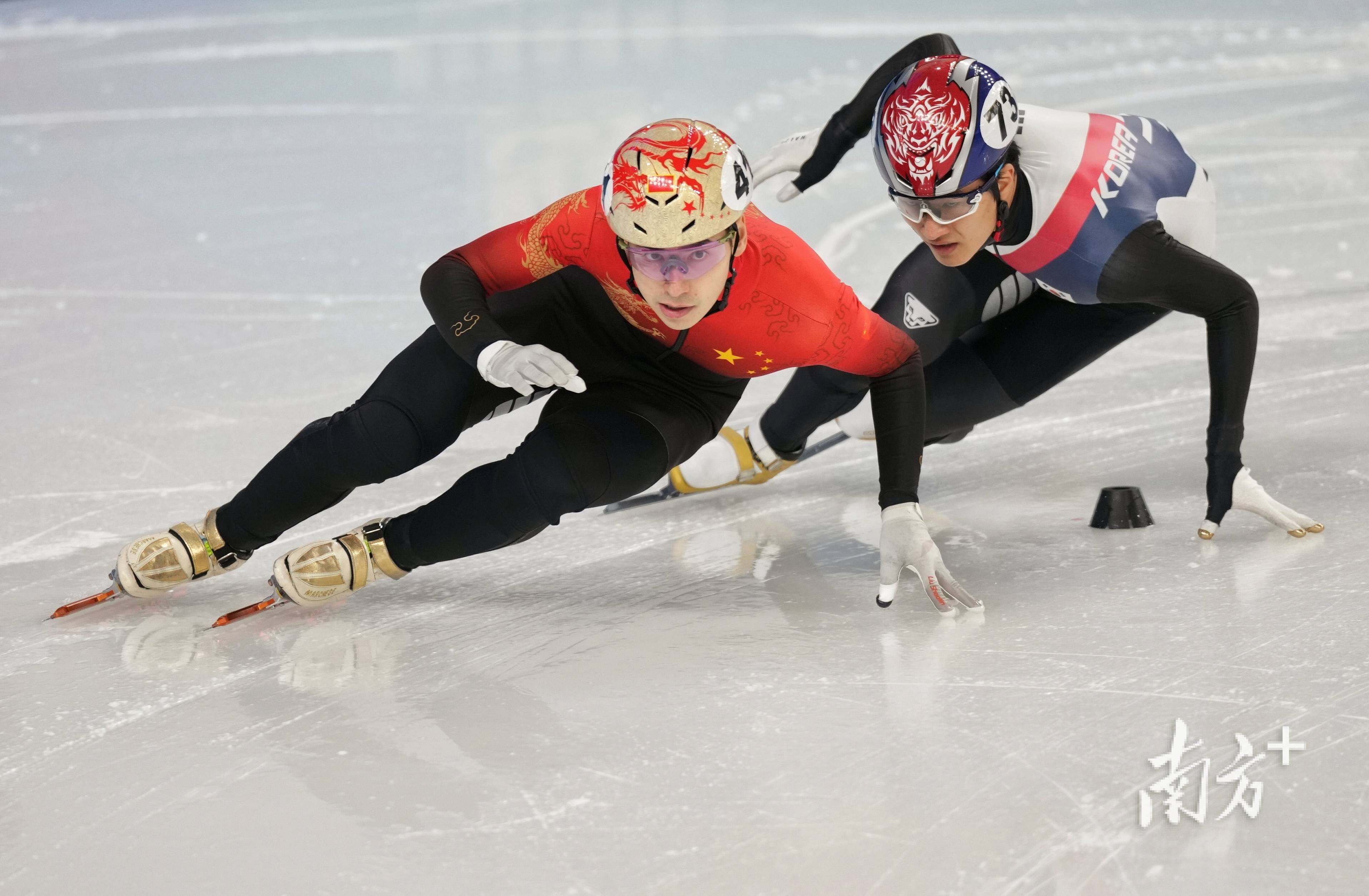 韩国选手奋力冲刺，刷新纪录夺得金牌的简单介绍