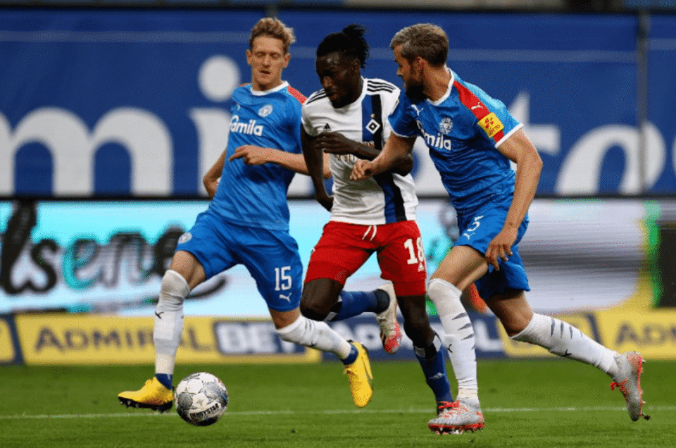 拜仁慕尼黑客场大败，争冠形势雪上加霜的简单介绍