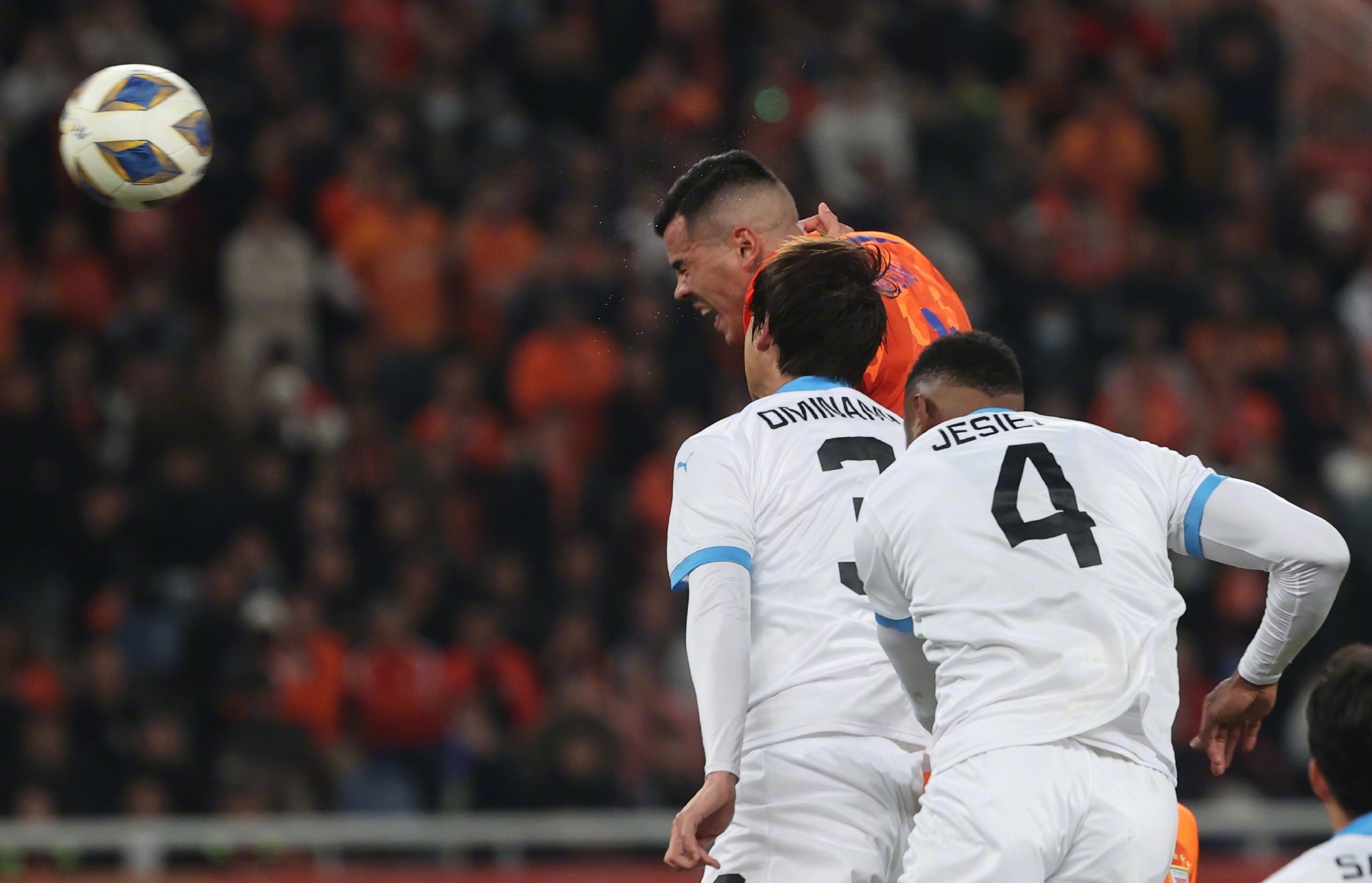 三亿体育体育网站-俄罗斯惊险晋级！梅西遗憾告别欧洲杯